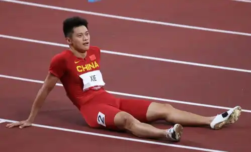 恭喜谢震业跑出10秒13,晋级100米决赛,霸气喊话突破10秒
