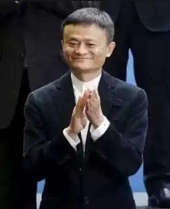 小鹿纯子马云心中一直存在的梦中情人,44岁终于跟他回国
