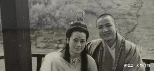 无法重拍的瞬间唐僧搂着观世音,如来穿着军大衣,八戒骑黑毛驴
