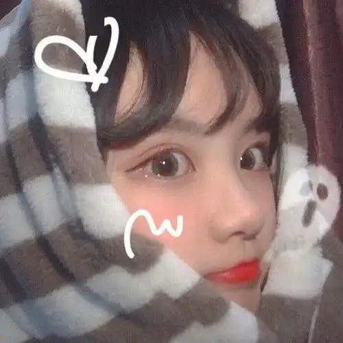 朋友圈晚安心语优美的语句世界上什么都有,就是没有如果
