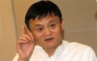 马云还有一百多天就退休了,网上一张马云的照片,让人感慨万分
