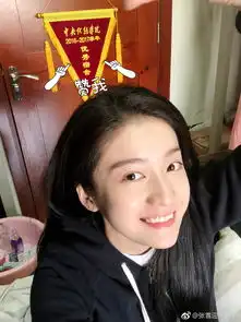 组图张雪迎晒搞怪自拍动图嘟嘴扮鬼脸尽显可爱气质
