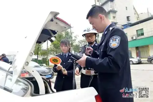 巾帼展风采警营绽芳华八里湖公安分局开展插花及观影活动组图
