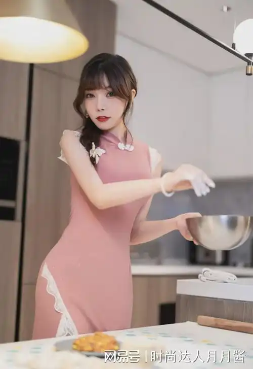 美女图集好吃不过饺子好玩不过
