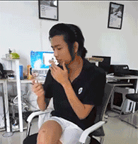 搞笑趣图既然你诚心诚意的发出请求,那我就大发慈悲的成全你
