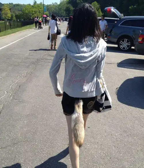 搞笑图片幽默段子笑话,腹肌就是这么练出来的,我真的有十块腹肌
