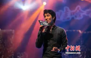 王力宏守护纯净歌迷见面会杭州站火力全开宗庆后助阵
