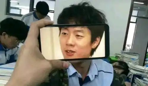 每日一笑美术生画到一半突然不想画了
