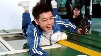 林志颖因ps一张照片遭索赔110万因为好玩被踢爆装逼的事情可真多
