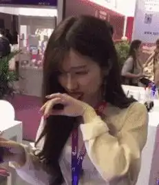 去姐妹家发现了这个洗碗刷,女生都懂的,有内味了,哈哈哈那就再
