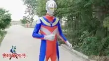 真人版爆笑奥特曼传奇英雄
