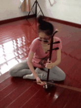 搞笑gif大师的铁头功我看还没有练到家
