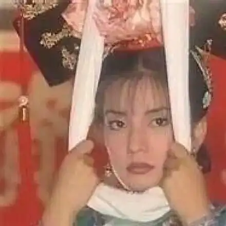 想找个人抱一抱
