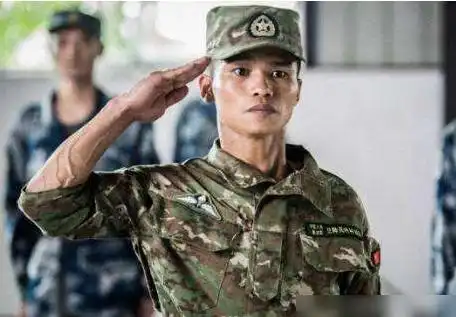 身高1.5米是真正特种兵,因战狼进演艺圈,吴京都怕他
