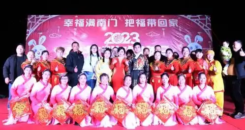 万载县12台社区春晚热闹上演,草根民星登台迎新春
