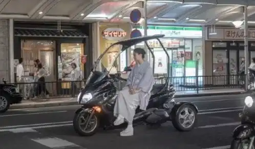 开心一刻和前男友在一起一年多了,三个月前他和我提出了分手

