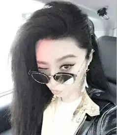 头发就是她的第二张脸,快来看看范爷的百变发型
