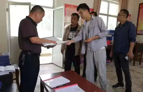 蒿林乡持续开展迎接巩固脱贫攻坚成果后评估试点和农村集体产权制度改革等重点工作
