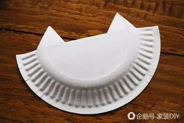 教你用蛋糕纸diy有趣的猫头鹰小动物面具
