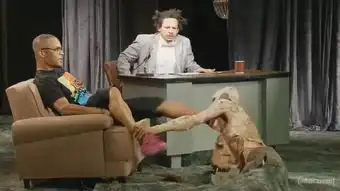 恶搞吐槽无下限,全世界最诡异的访谈节目
