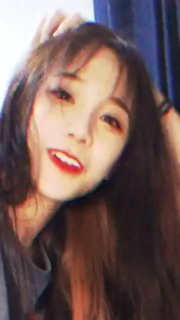 美女的搞笑日常
