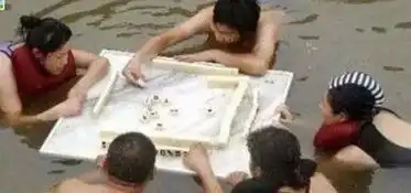 谁编的打麻将顺口溜,笑的肚子疼
