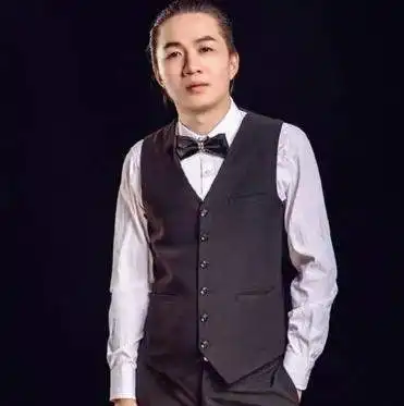 吕德华那么强了吗现身gk俱乐部指导训练赛,蹭热度有点过了
