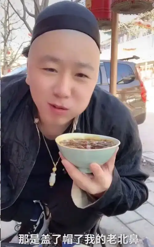 争议最大的探店博主,有人两副面孔,有人敢公开店家充值金额
