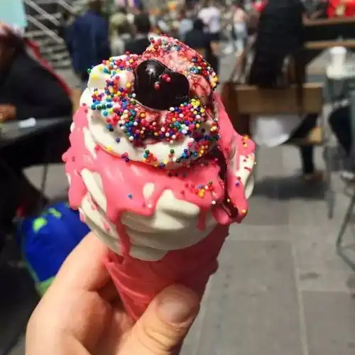 这才是夏天该有的颜色
