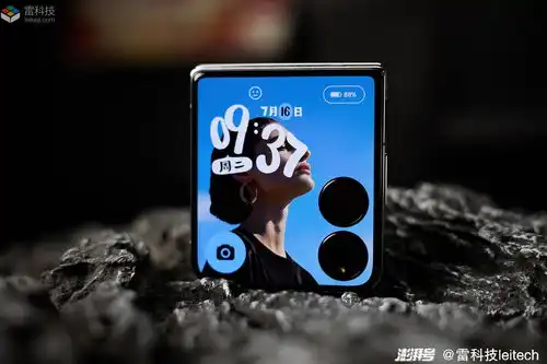 小折叠iphone姗姗来迟,安卓折叠屏手机已百花齐放
