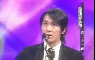 周星驰这部三年磨一剑的电影,没能在内地上映,却在全球引起轰动
