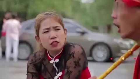 搞笑剧算命先生给美女算命,不想套路一个比一个深,对话真搞笑
