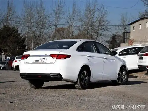 帝豪gl和启辰d60从经济性和驾驶品质上考虑哪款更好
