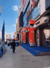 搞笑gif这也许就是女生打篮球打不过男生的原因
