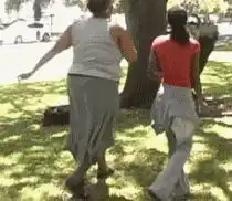 突然看到一个剩下半身的人,吓半死
