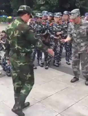 征集丨晒晒晒军训除了晒黑,还能晒什么
