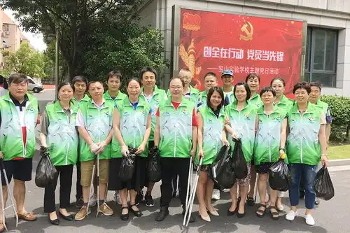 师生齐上阵宝山教育创全行动不停步
