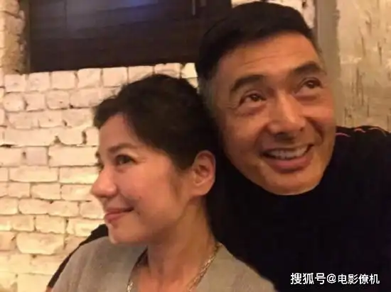 钟楚红的爱情童话,爱一人守一生
