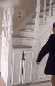 搞笑gif,,同学聚会能拆一对是一对
