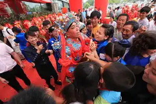 哄抢之国从众式贪财现象
