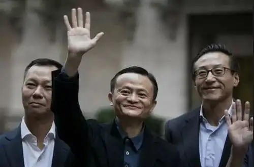 富可敌国2018加拿大最富有家族资产相当于三个省总资产
