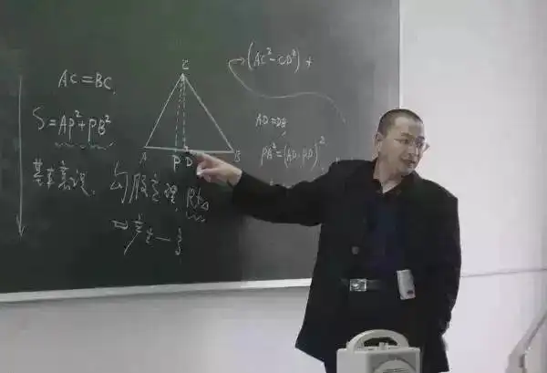 回顾高考40年,每一张照片都是一代人的青春
