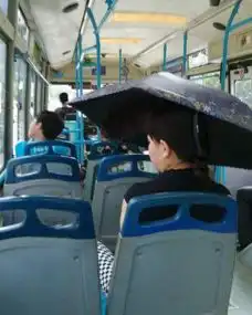 搞笑图片搞笑段子这年头,热水瓶都要锁好防止被偷
