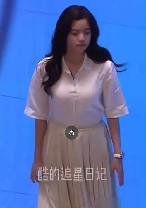 欧阳娜娜无ps视频被批发福网友长得够瓷实的看起来膀大腰圆
