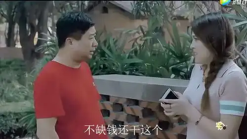 小伙打劫美女,一个比一个穷,全程爆笑不断
