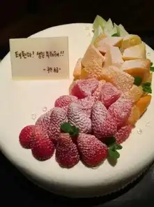 真爱朴泰桓生日孙杨送蛋糕特意交代别化了
