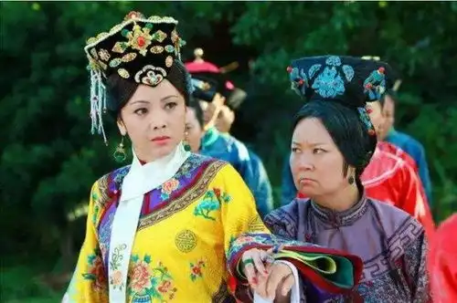 少年拦住乾隆自称皇孙,无人辨出真伪,大臣打了一耳光后假的
