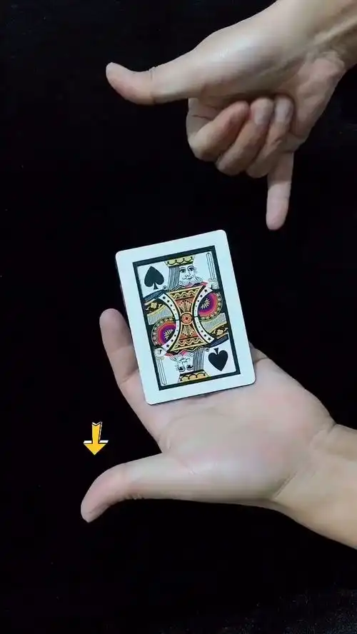 纸牌魔术,了解一下
