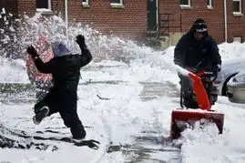 下雪天的超爆笑玩法组图
