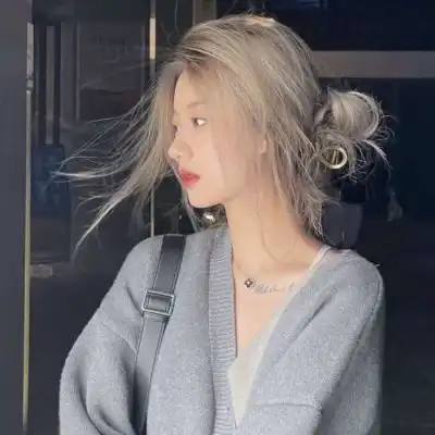 温柔惊艳女头车与车总是相撞人微信头像我要个性网
